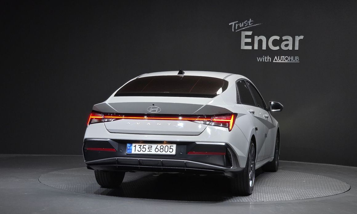 Hyundai AVANTE 2024