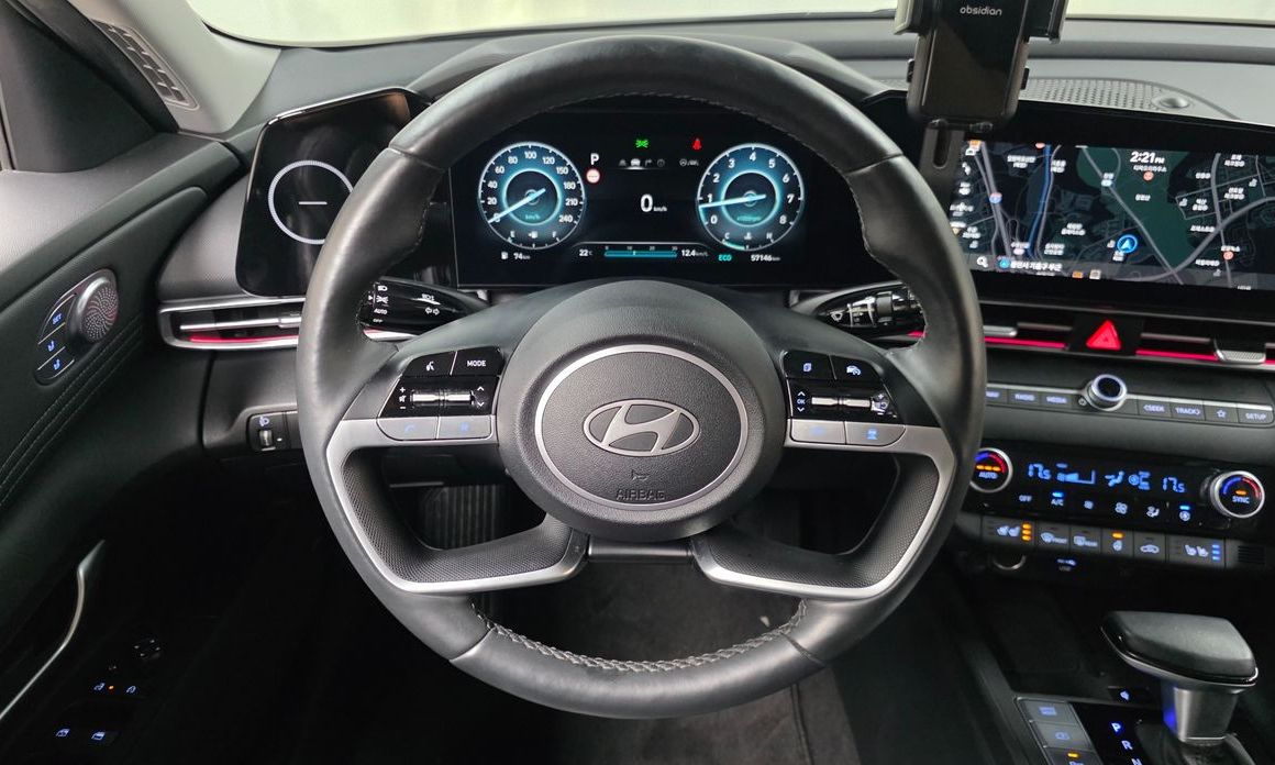 Hyundai AVANTE 2024