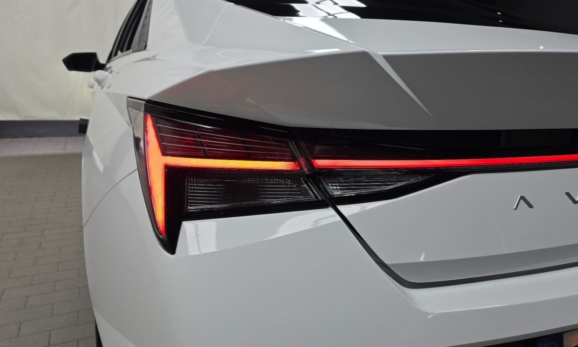 Hyundai AVANTE 2024