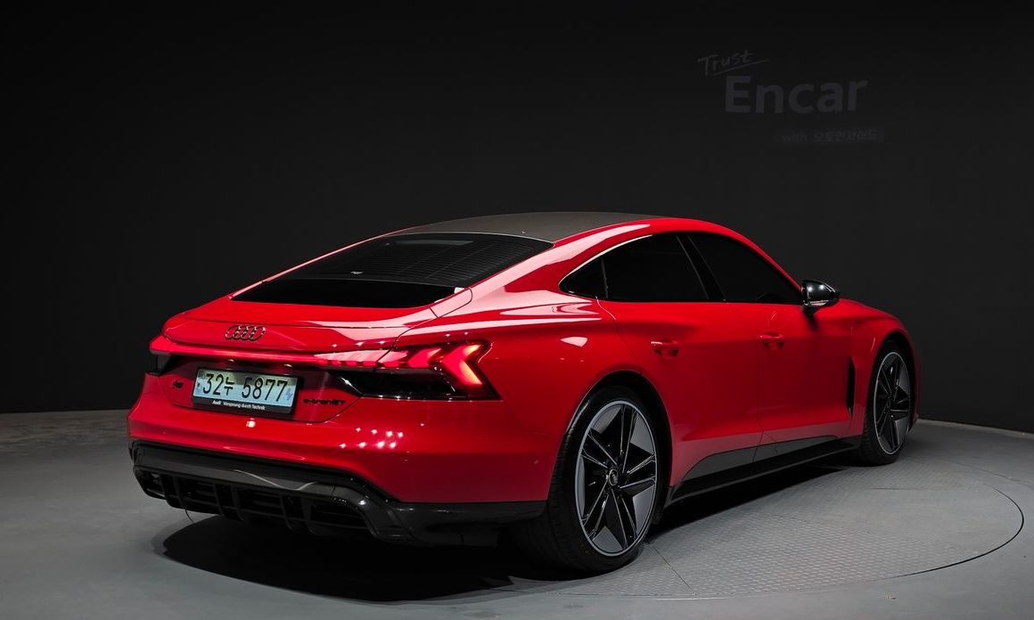 Audi RS e-tron GT 2022