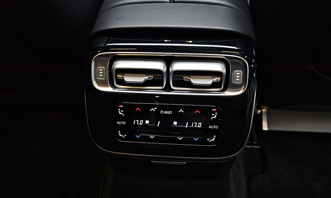 Mercedes-Benz S-Class 2021