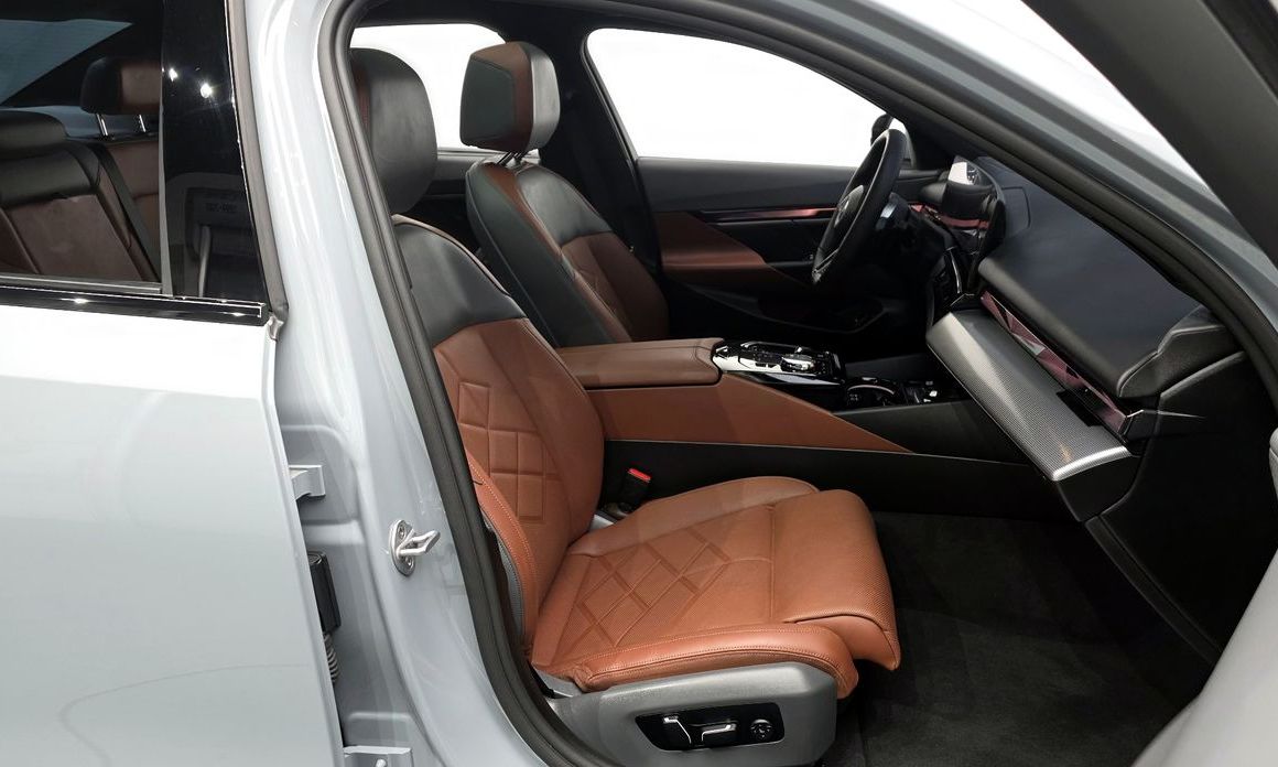 BMW 5-Series 2025