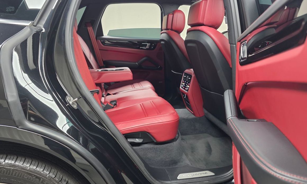Porsche Cayenne 2023