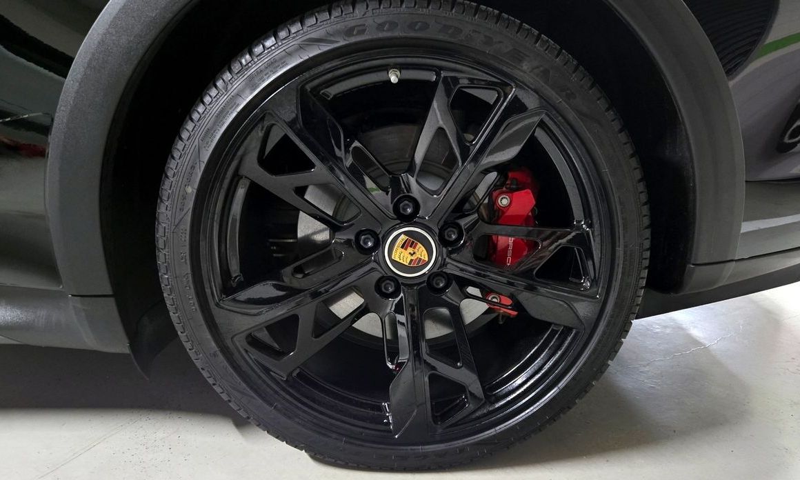 Porsche Taycan 2022