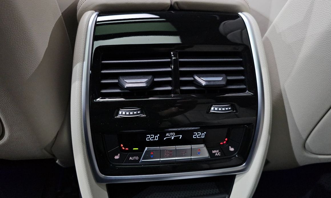 BMW X7 2024