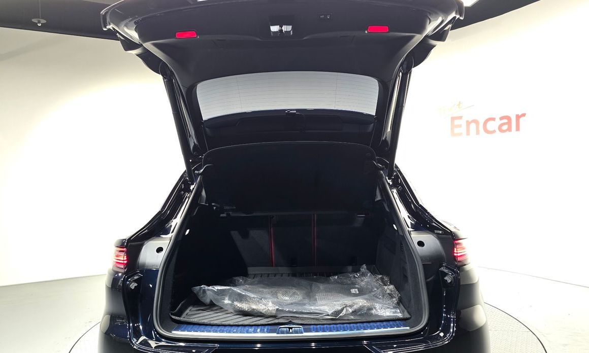 Porsche Cayenne 2023