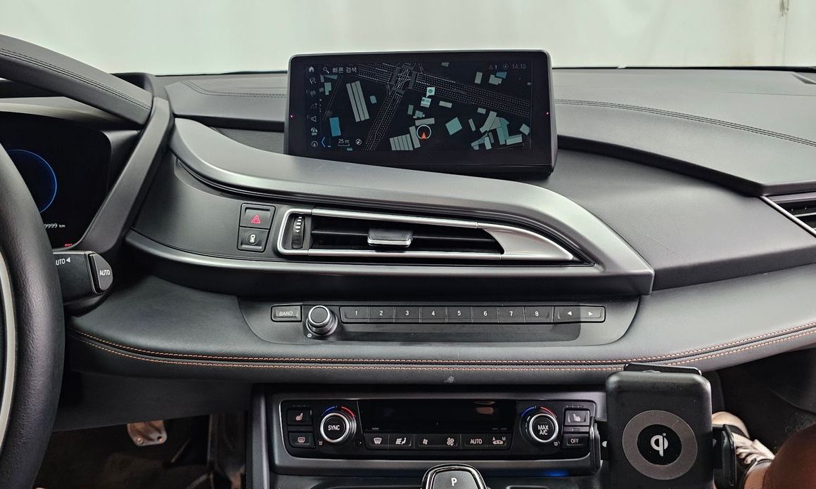 BMW i8 2019