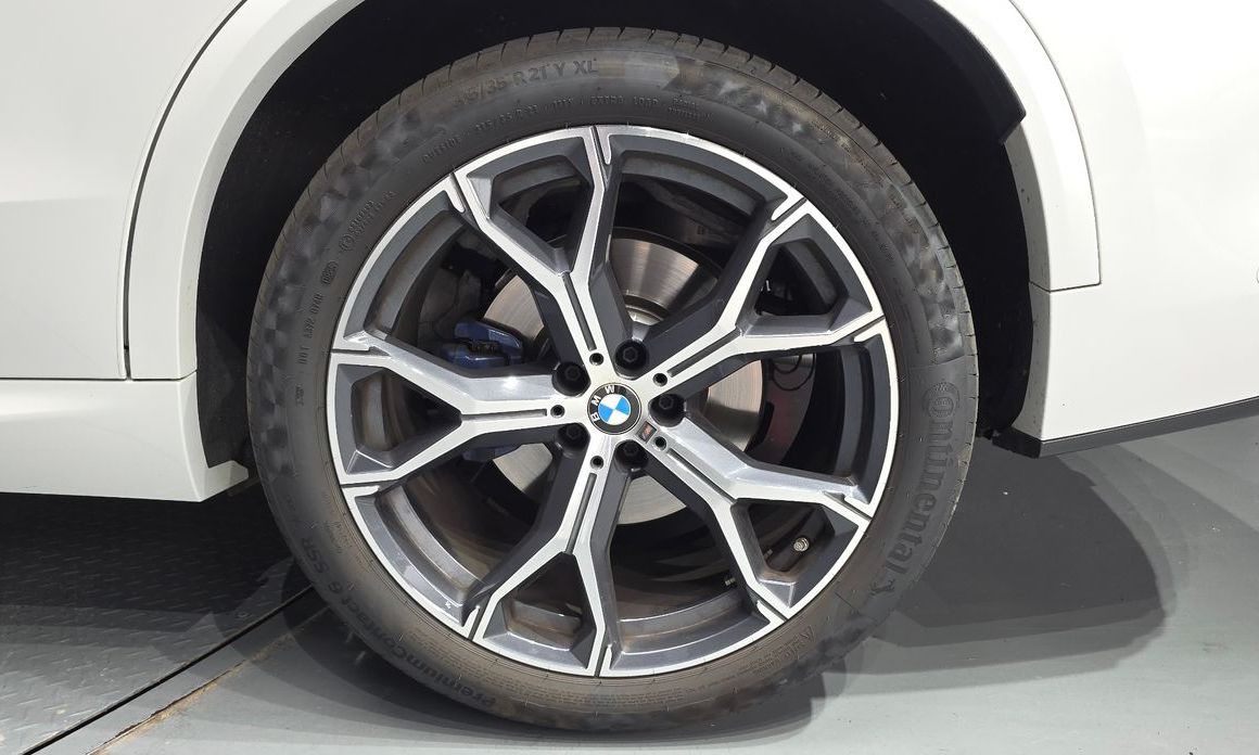BMW X5 2025