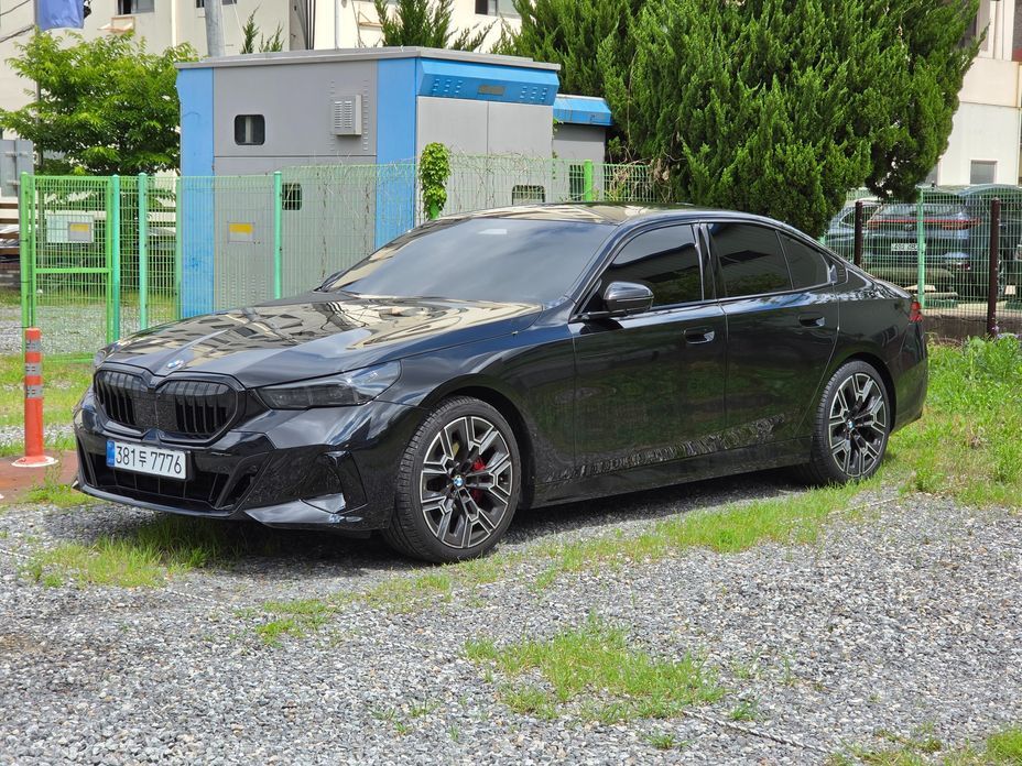 BMW 5-Series 2026