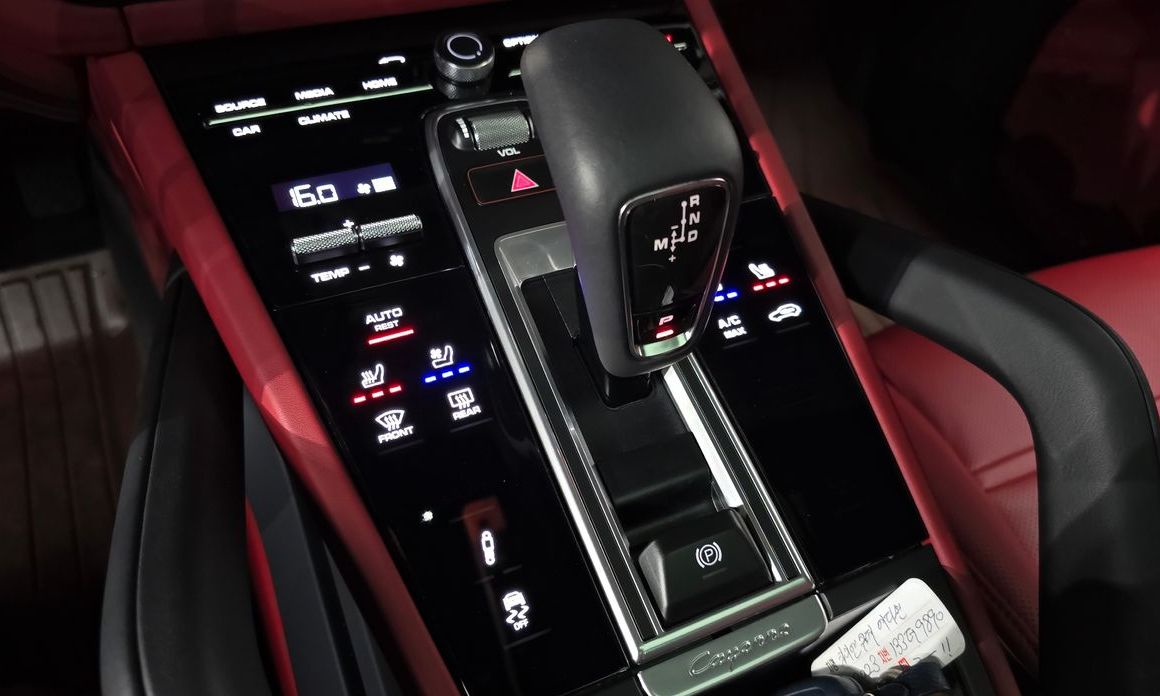 Porsche Cayenne 2023