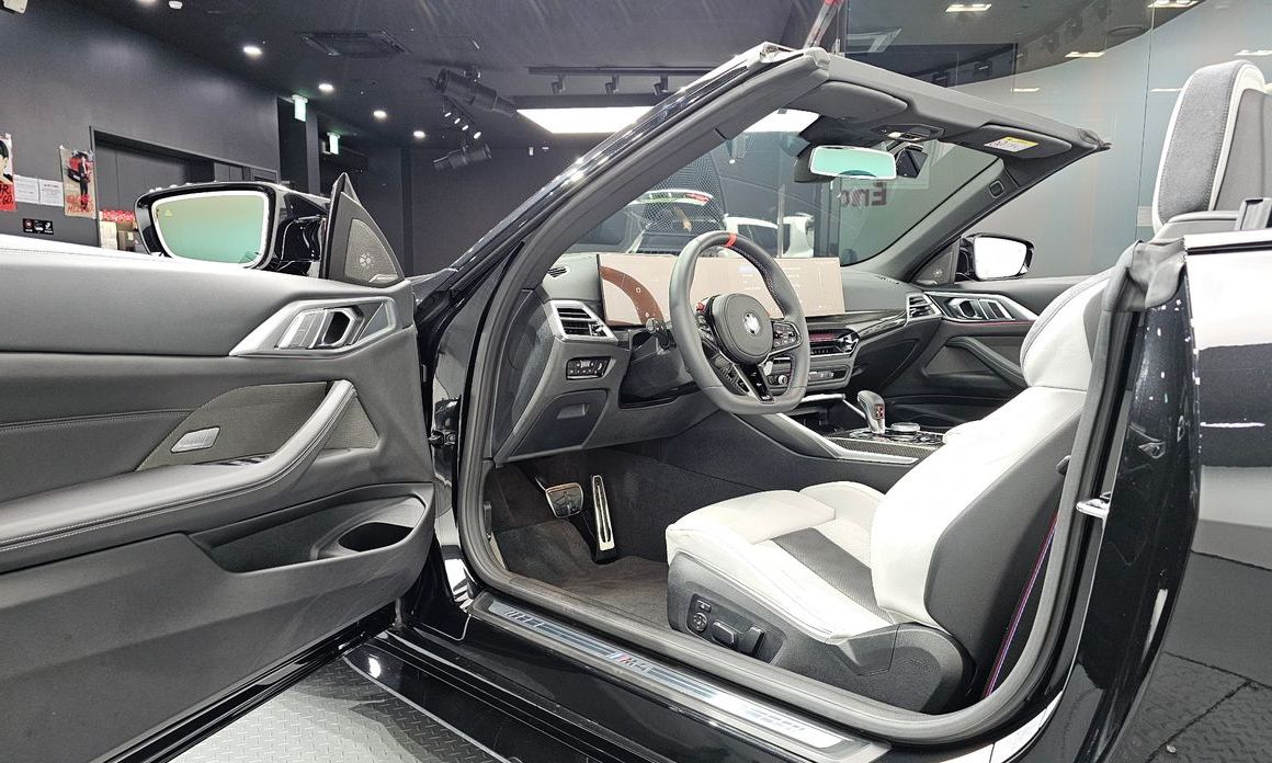 BMW M4 2025