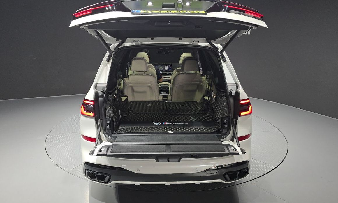 BMW X7 2024