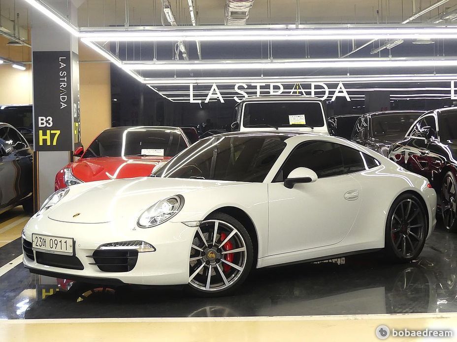 Porsche 911 2016