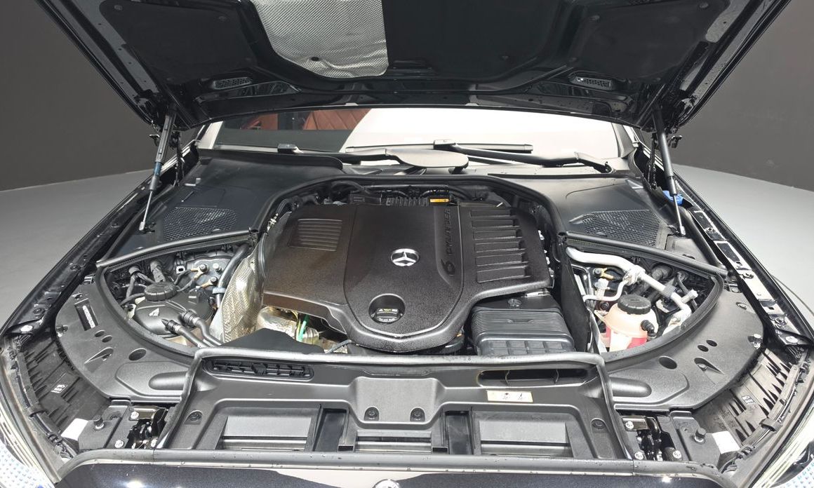 Mercedes-Benz S-Class 2025
