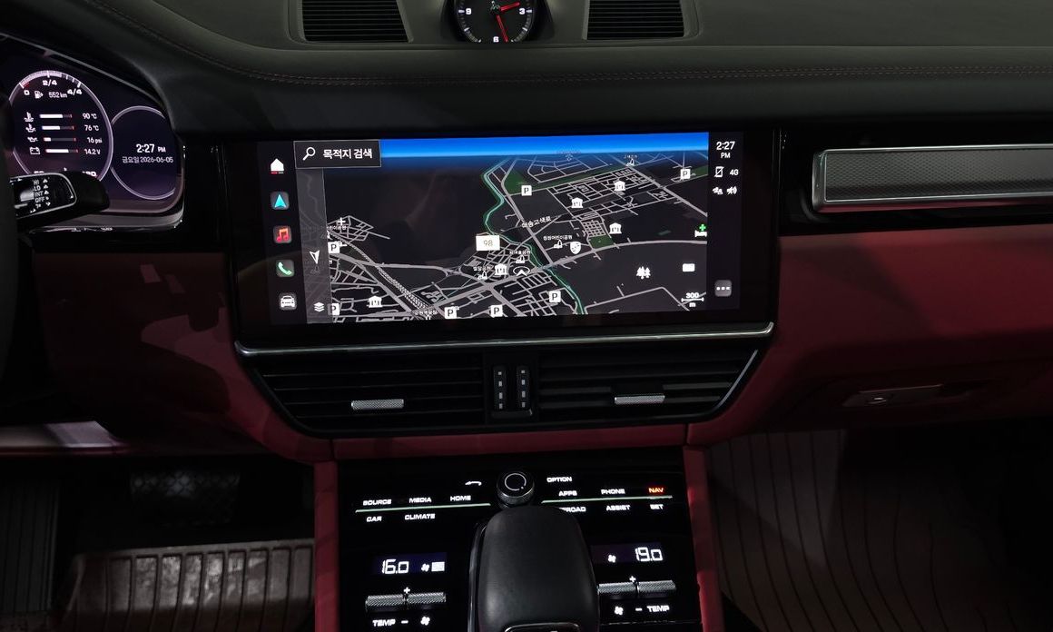 Porsche Cayenne 2023