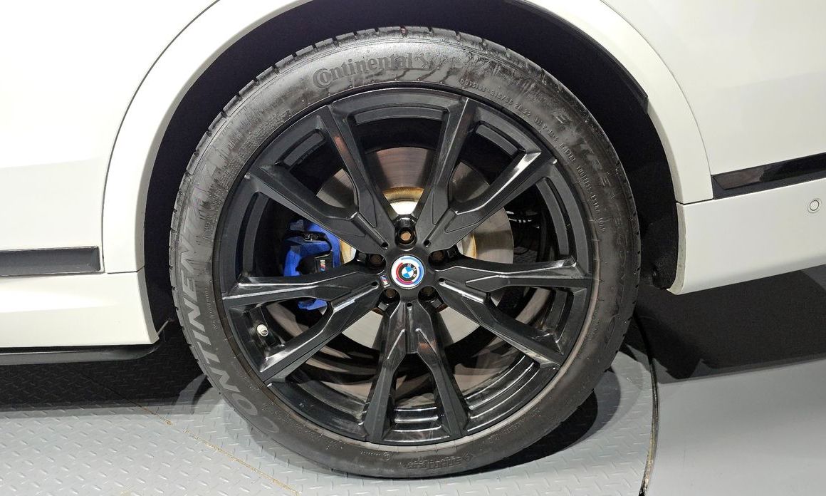 BMW X7 2024