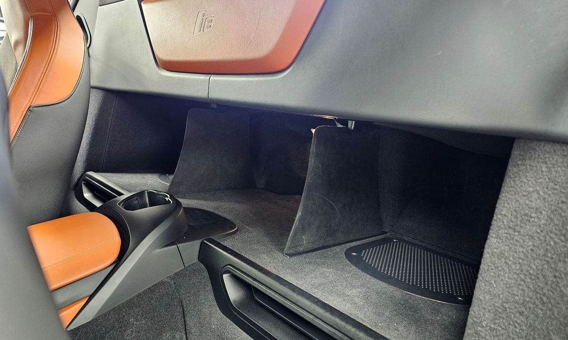 BMW i8 2019