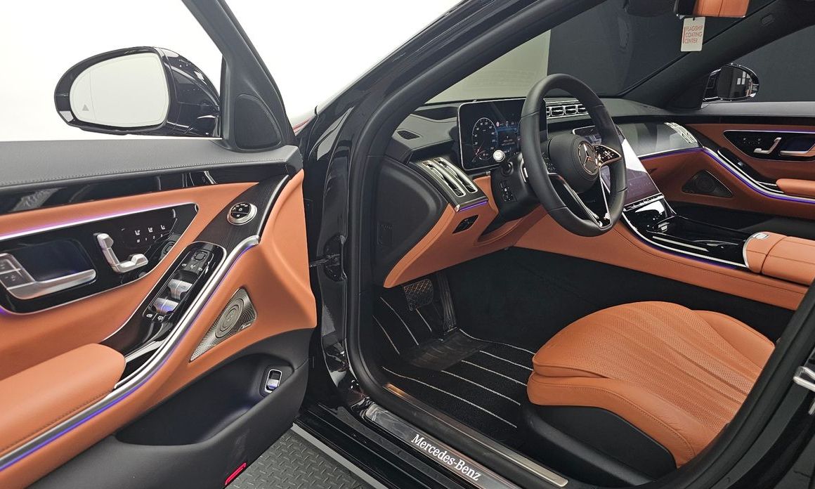 Mercedes-Benz S-Class 2025