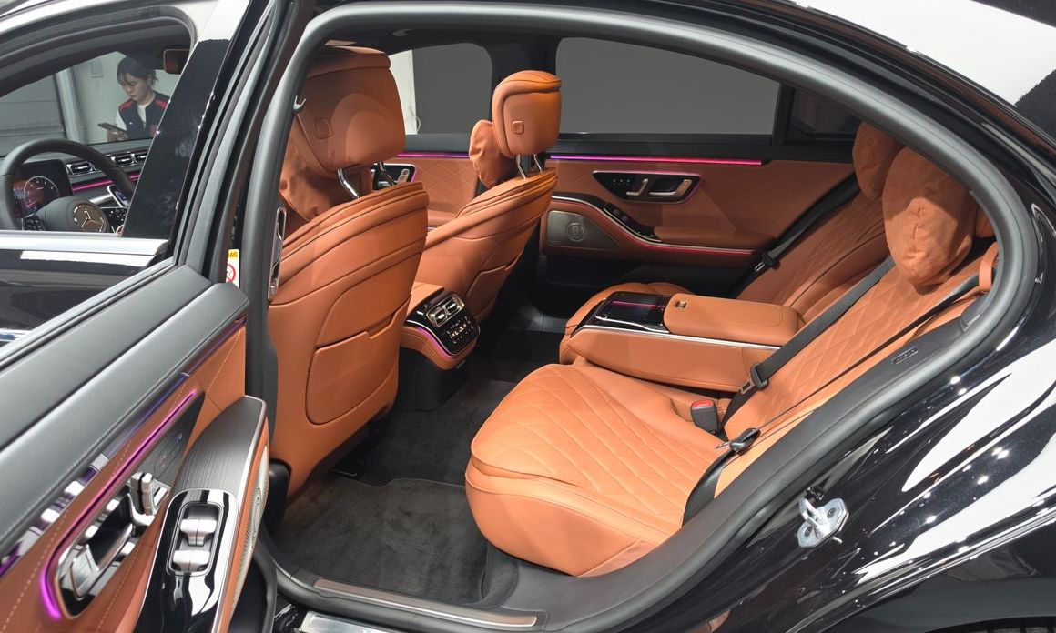Mercedes-Benz S-Class 2025