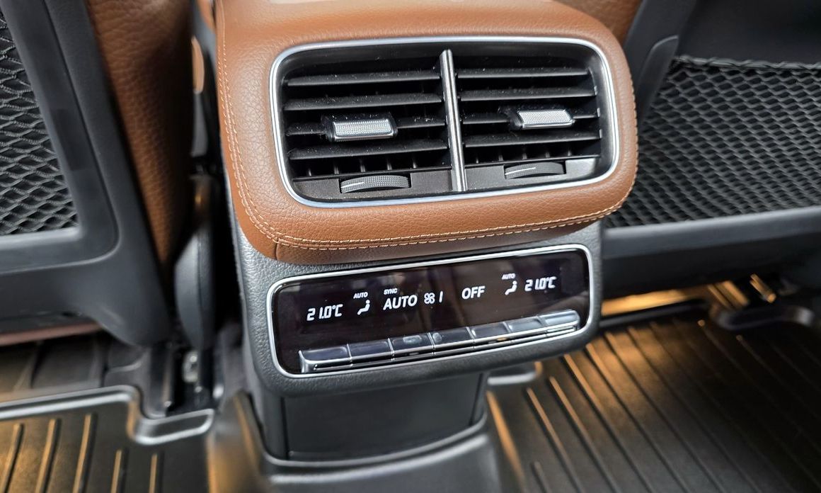 Mercedes-Benz GLS-Class 2024