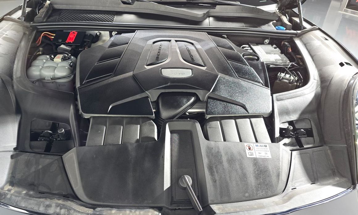 Porsche Cayenne 2023