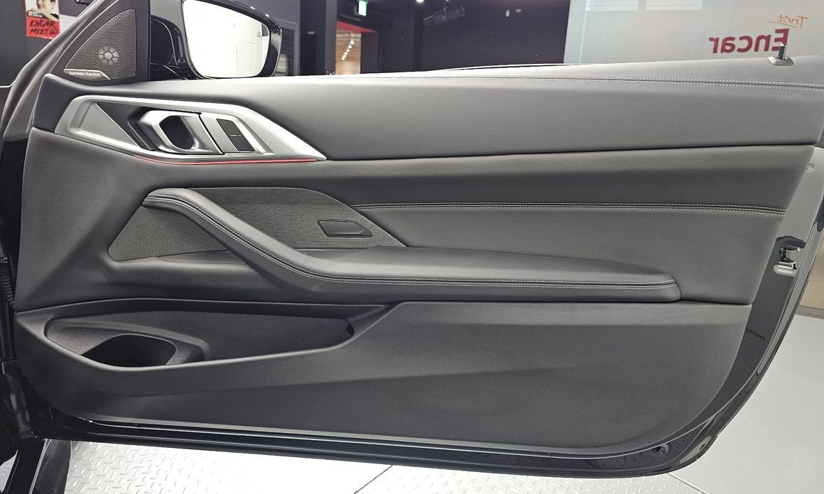 BMW M4 2025