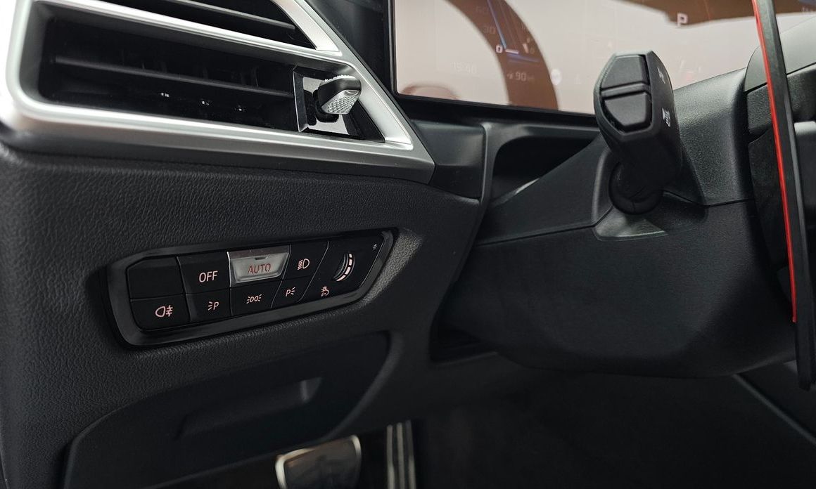 BMW M4 2025
