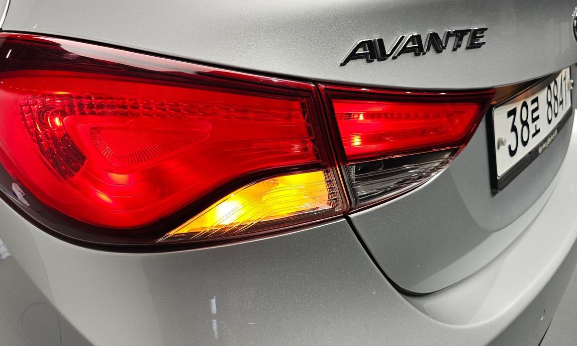 Hyundai AVANTE 2014