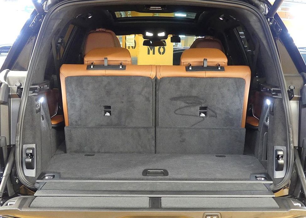 BMW X7 2025