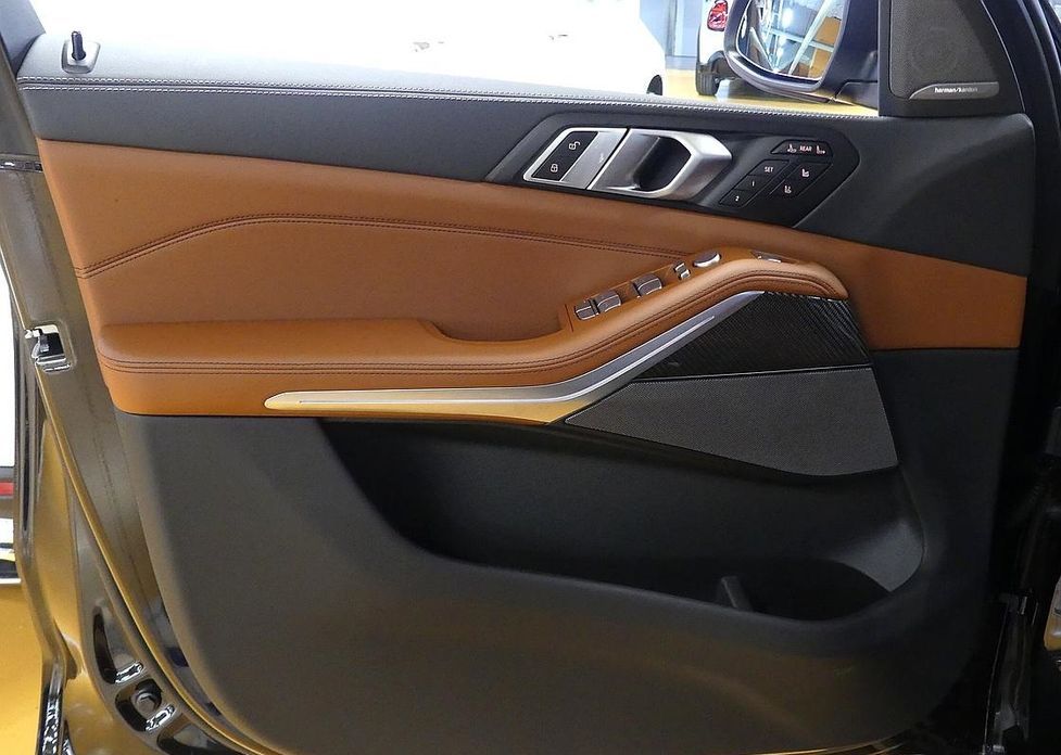 BMW X7 2025