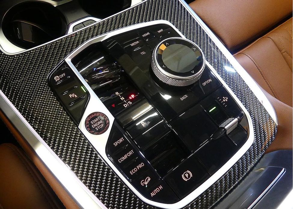 BMW X7 2025