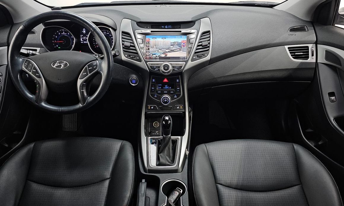 Hyundai AVANTE 2014