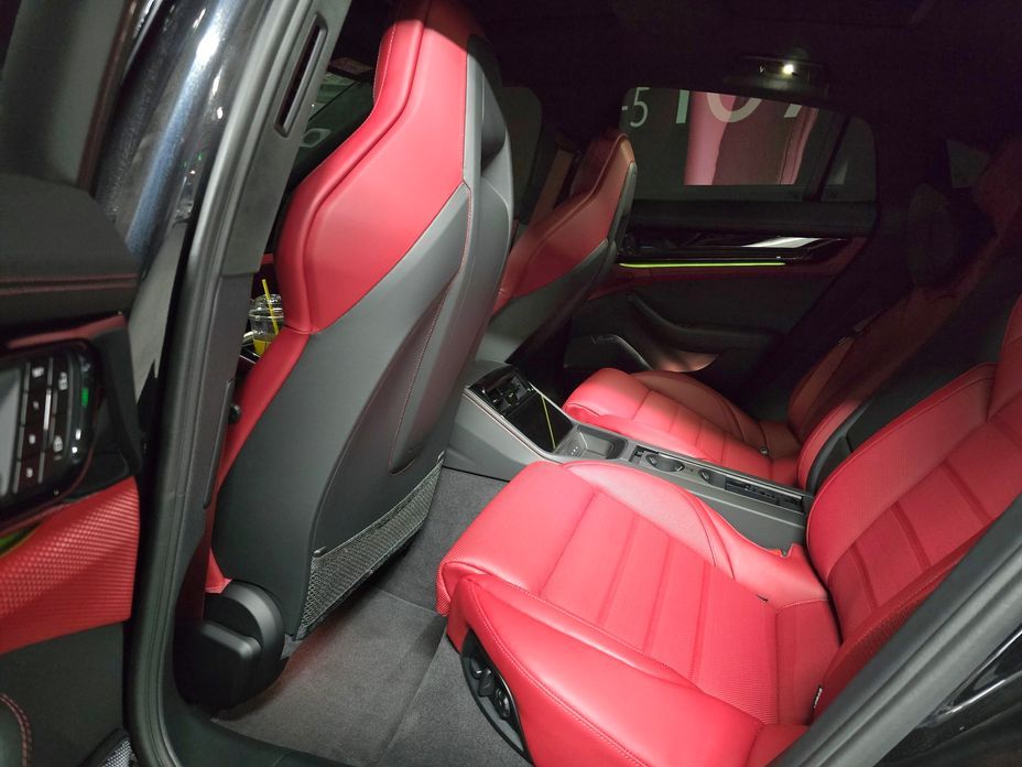 Porsche Panamera 2025