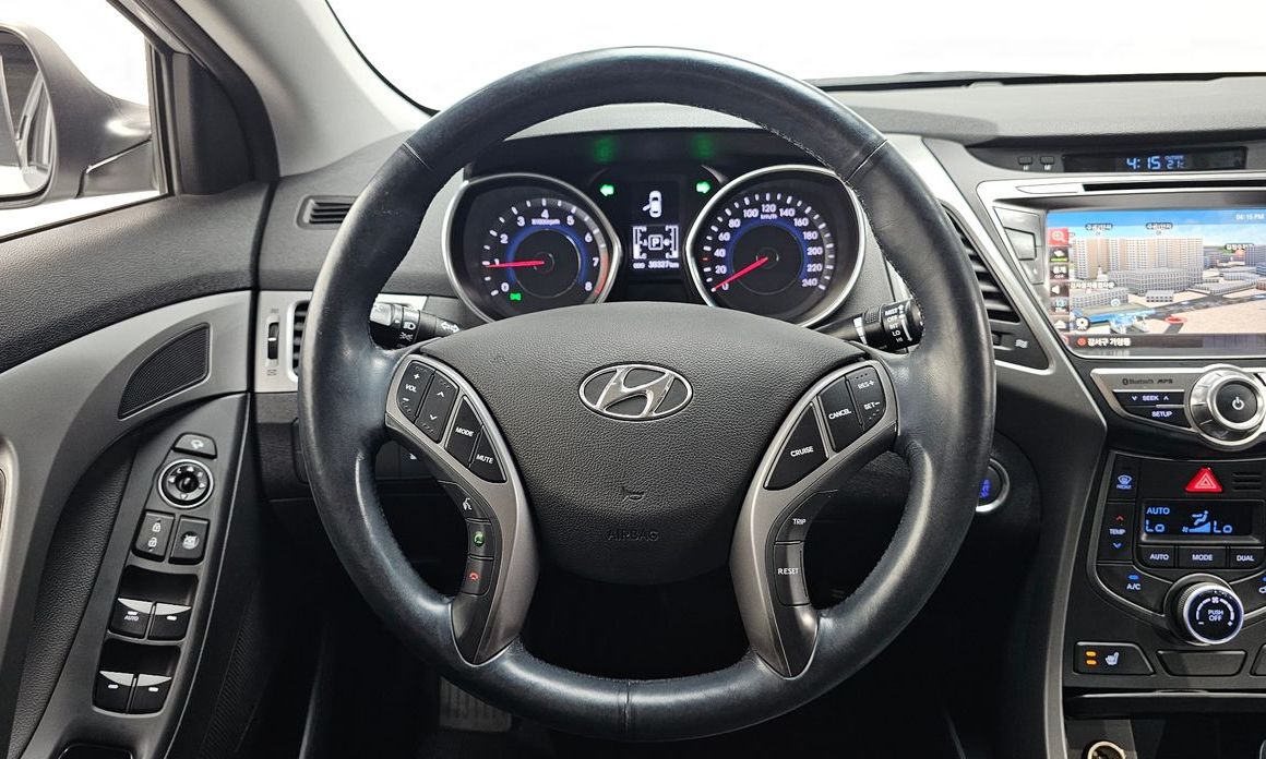 Hyundai AVANTE 2014