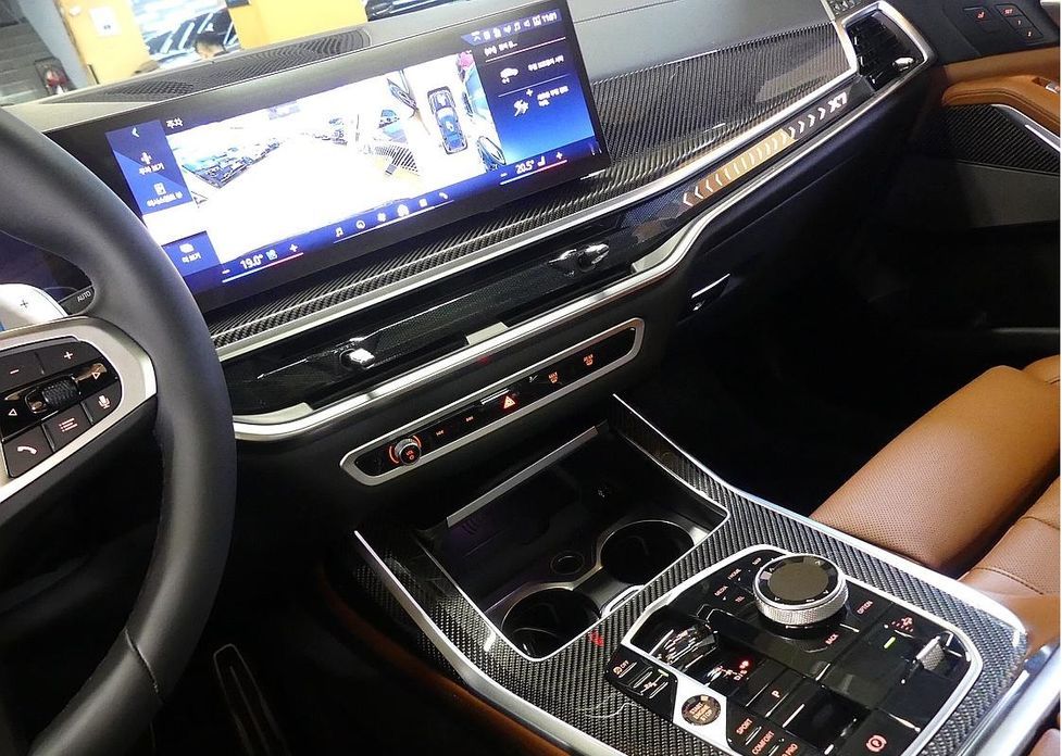 BMW X7 2025