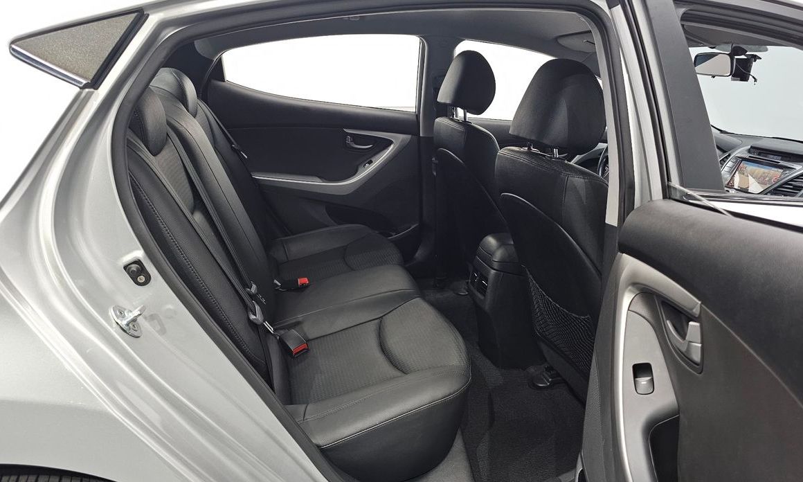 Hyundai AVANTE 2014