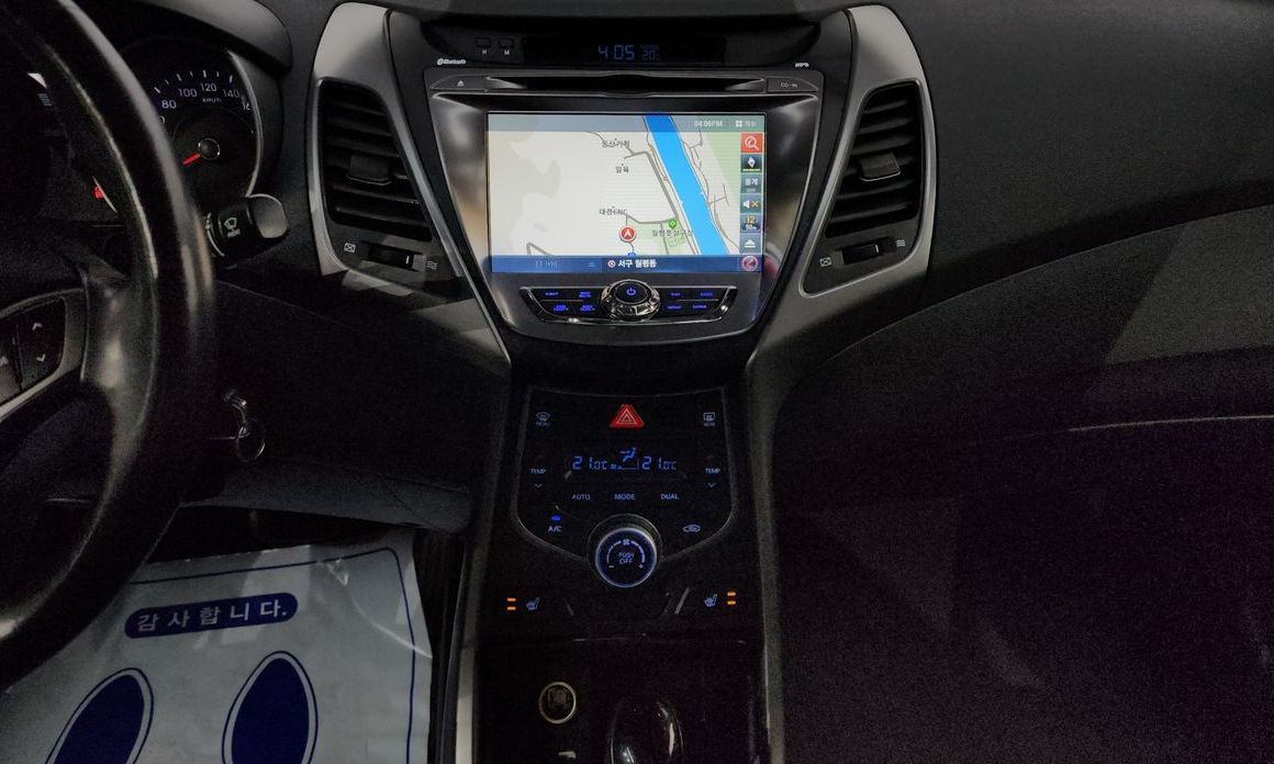 Hyundai AVANTE 2014