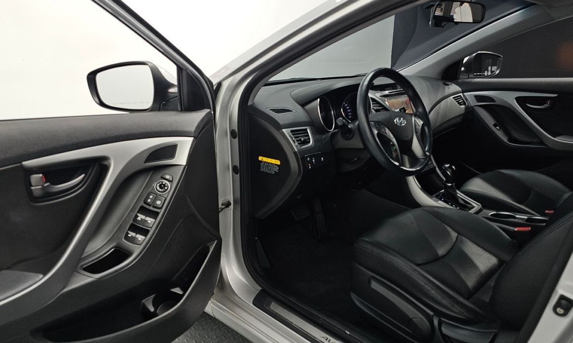 Hyundai AVANTE 2014
