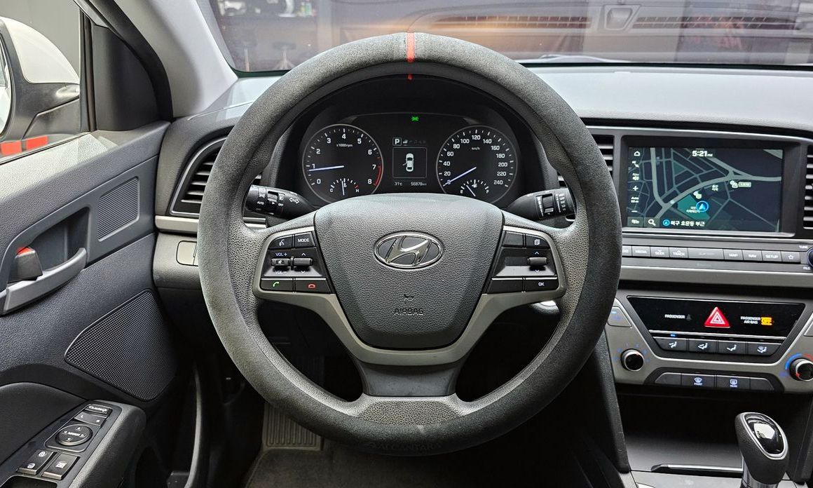 Hyundai AVANTE 2018