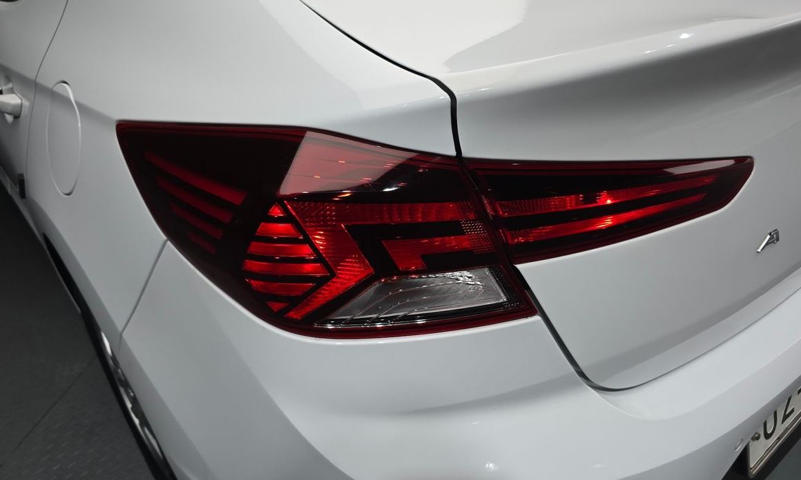 Hyundai AVANTE 2019