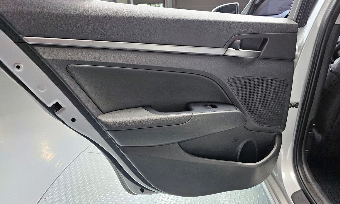 Hyundai AVANTE 2018
