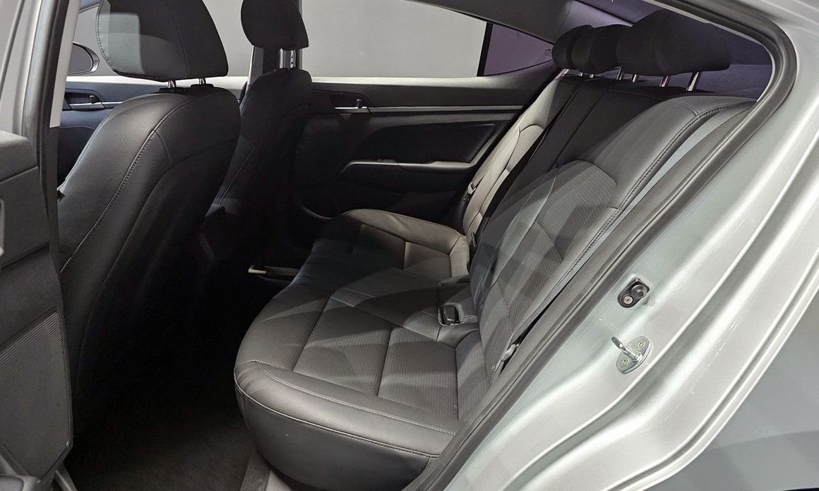 Hyundai AVANTE 2018