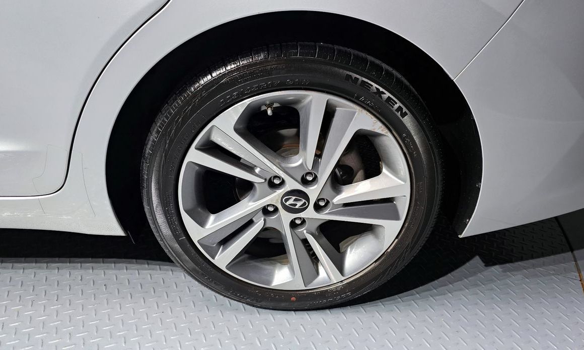 Hyundai AVANTE 2018