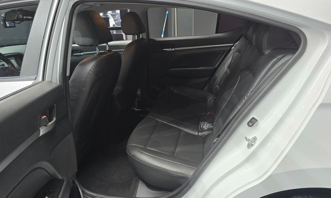 Hyundai AVANTE 2019