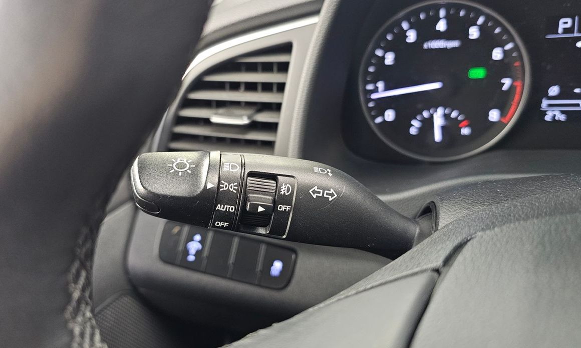 Hyundai AVANTE 2016
