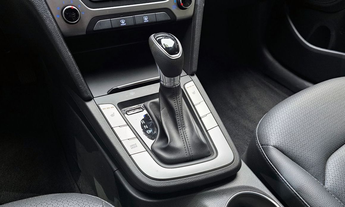 Hyundai AVANTE 2018