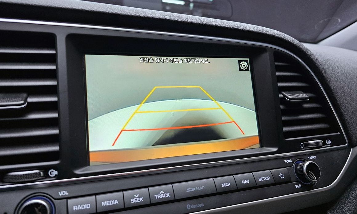Hyundai AVANTE 2018