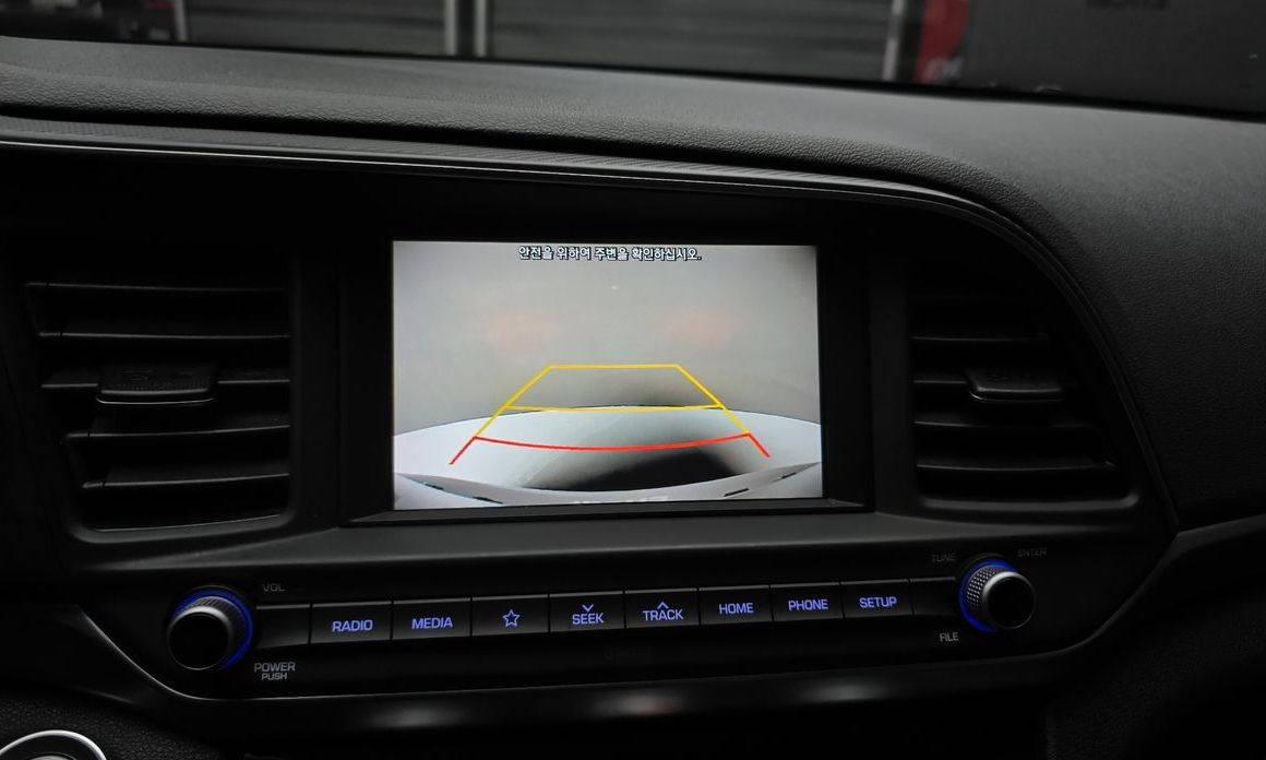 Hyundai AVANTE 2019