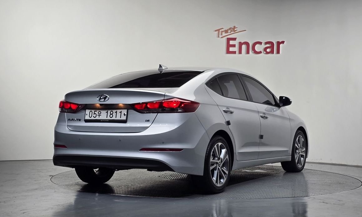 Hyundai AVANTE 2018