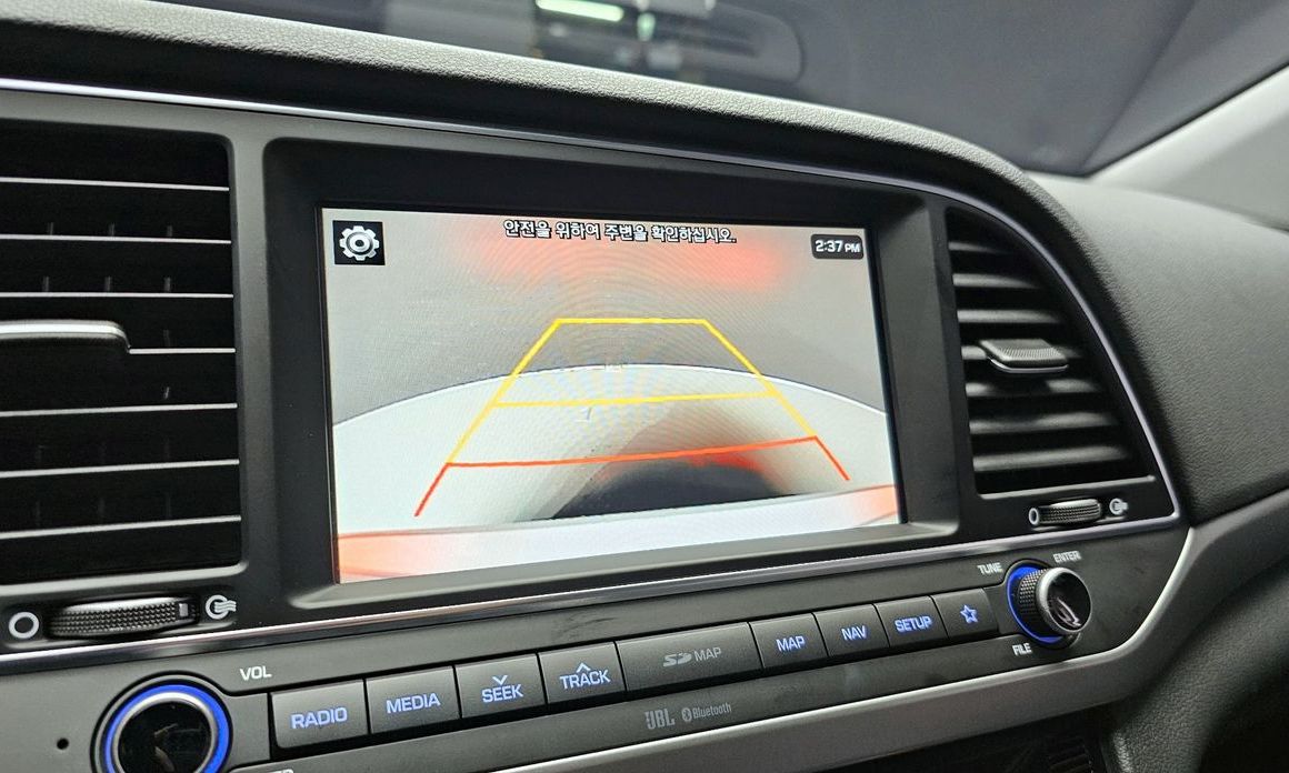 Hyundai AVANTE 2018